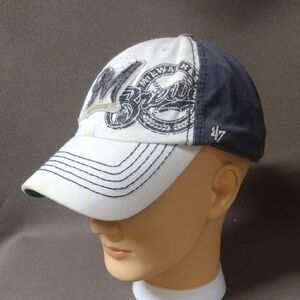 Milwaukee Brewers Adjustable Baseball Cap